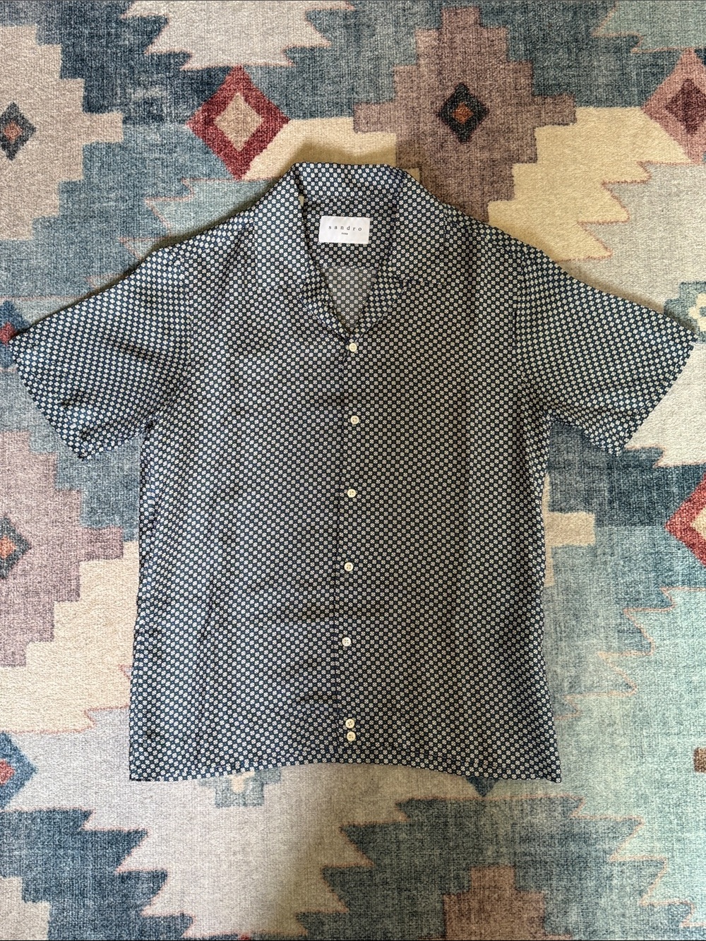 Sandro Navy and White Short-Sleeve Printed Button-Up Shirt Small 100% Silk